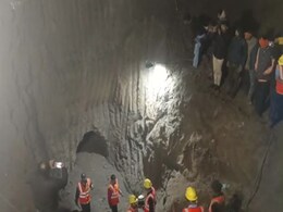 4-Year-Old Girl, Who Was Rescued From Borewell In Madhya Pradesh, Dies 4-Year-Old Girl, Who Was Rescued From Borewell In Madhya Pradesh, Dies