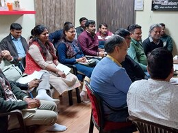 आचार संहिता के कारण रुके कामों को जल्द शुरू करने का निर्देश, अधिकारियों ने की बैठक आचार संहिता के कारण रुके कामों को जल्द शुरू करने का निर्देश, अधिकारियों ने की बैठक