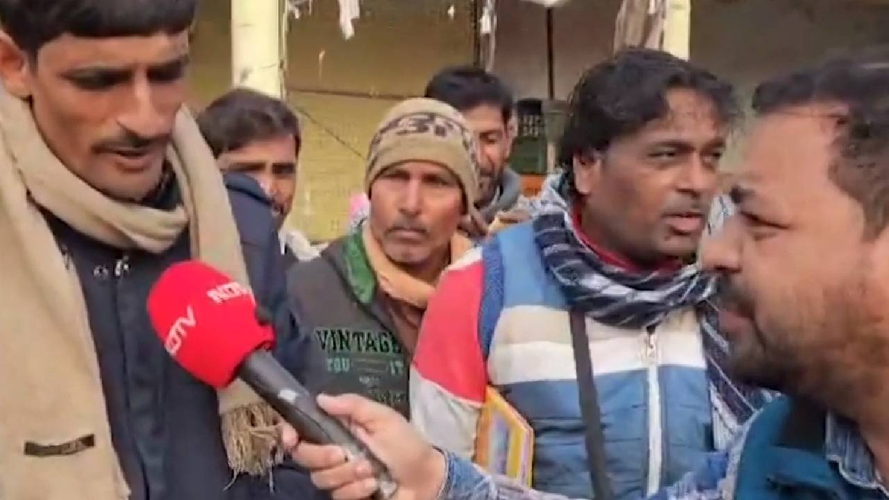 आगर मालवा: कम दाम पर सब्जियां बेचने को क्यों मजबूर हैं किसान