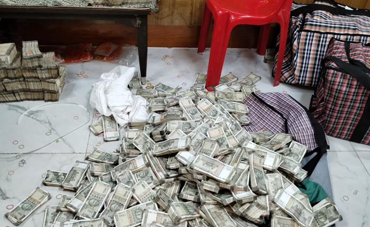 Rs 350 Crore, 176 Bags Full, 25 Machines: Day 5 Of Congress MP's Cash Haul
