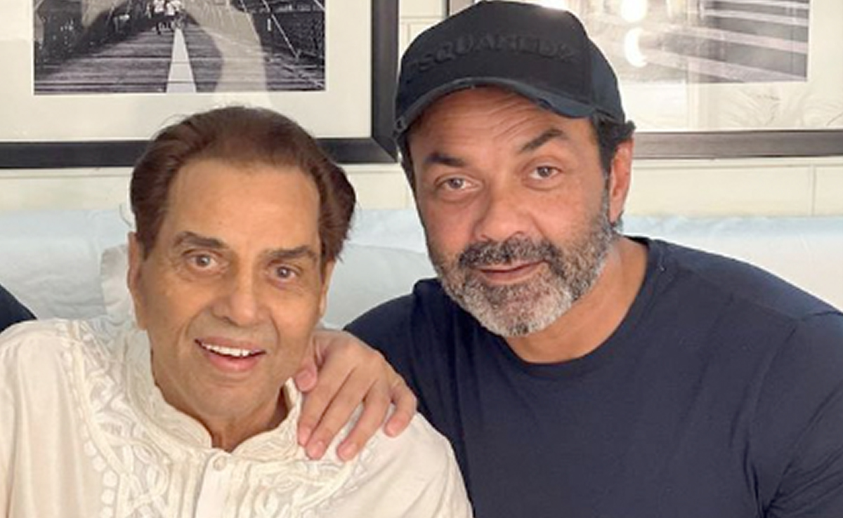 Dad Dharmendra's Roaring Shout Out To Bobby Deol On His <i>Animal</i> Performance: "My Talented Bob"