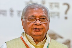 "All Criminals": Kerala Governor Slams Student Activists Amid Huge Protest "All Criminals": Kerala Governor Slams Student Activists Amid Huge Protest