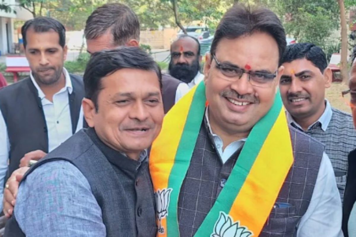 'सरपंच का चुनाव हारने वाला बना मुख्यमंत्री...' राजस्थान CM भजन लाल पर कांग्रेस का तीखा हमला, बताया- रिमोट कंट्रोल 'सरपंच का चुनाव हारने वाला बना मुख्यमंत्री...' राजस्थान CM भजन लाल पर कांग्रेस का तीखा हमला, बताया- रिमोट कंट्रोल