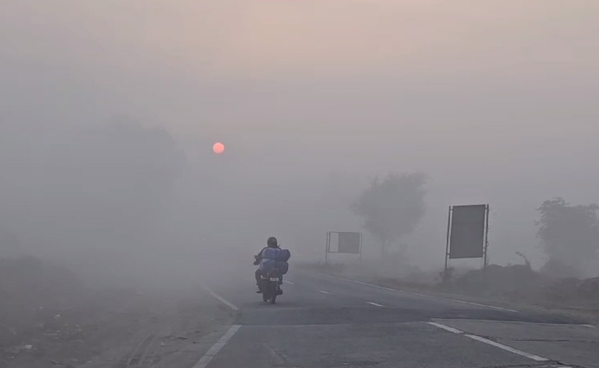 Weather News :  उत्तर भारत की बर्फीली हवाओं से प्रदेश में बढ़ी ठंड, बादल और बूंदाबादी के भी आसार