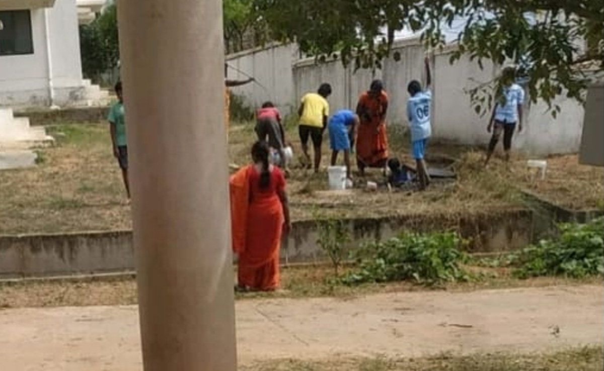 Students Made To Clean Septic Tank In Karnataka School, Principal Arrested