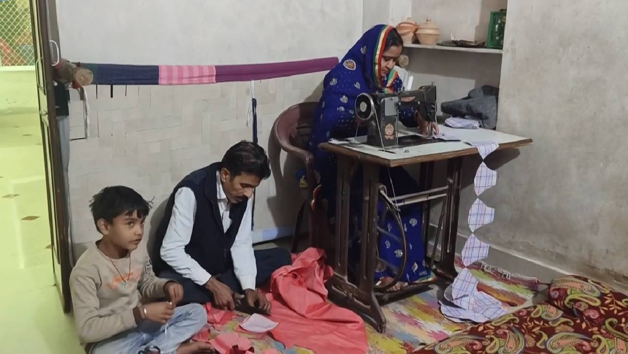 Corona New Variant : कोरोना की दस्तक के साथ एक बार फिर एक्टिव हुआ मास्कमैन