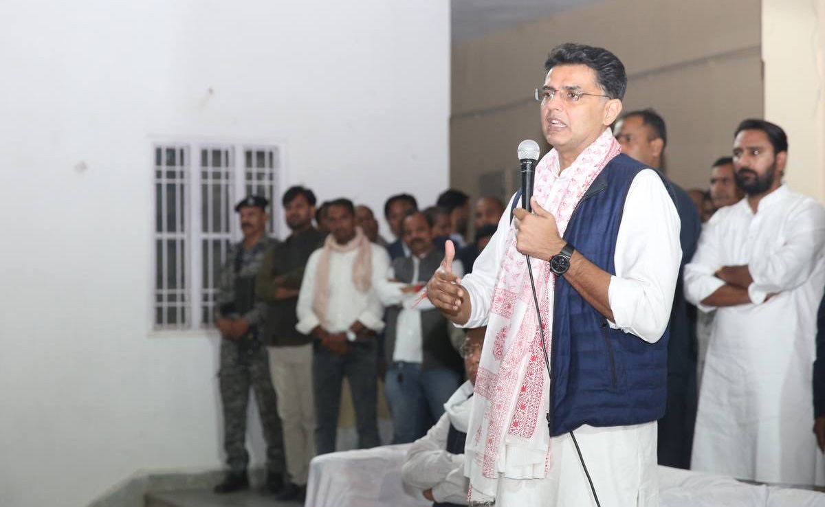 गहलोत के OSD लोकेश शर्मा के बयान पर सचिन पायलट बोले,-'क्या सच है, क्या झूठ है, लेकिन उनका यह बयान ....'