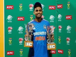 ICC Men's T20I Team of the Year: सूर्यकुमार यादव बने कप्तान, इन भारतीय खिलाड़ियों ने भी प्लेइंग 11 में बनाई जगह ICC Men's T20I Team of the Year: सूर्यकुमार यादव बने कप्तान, इन भारतीय खिलाड़ियों ने भी प्लेइंग 11 में बनाई जगह