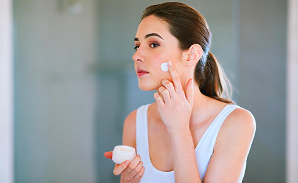 Bid Adieu To Dry Skin This Winter With These Top 7 Moisturizers