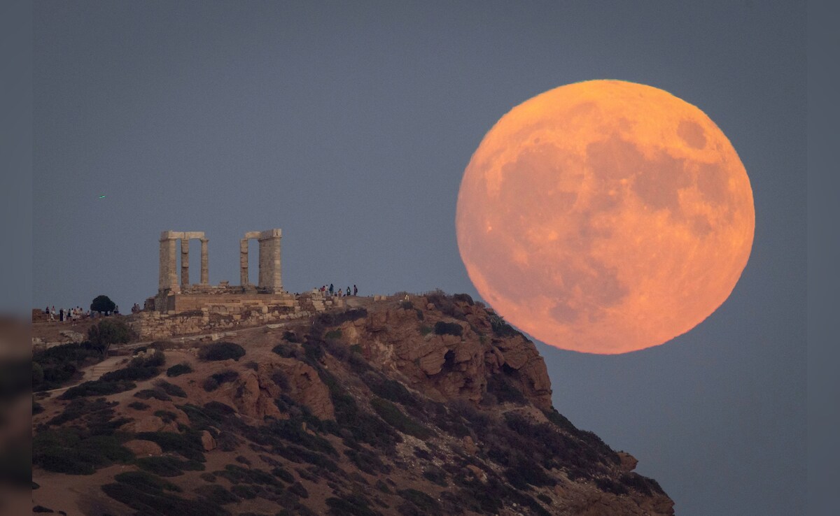 Latest and Breaking News on NDTV Latest and Breaking News on NDTV