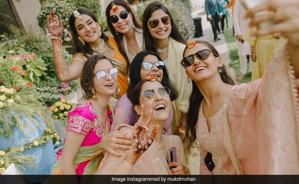 Mukti Mohan Shares Pics From <i>Haldi</i> Ceremony