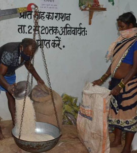 NDTV पड़ताल : पोषण राशि में सेंधमारी! पहले खातों में राशि भेजी, फिर फोन पे से वापस ली