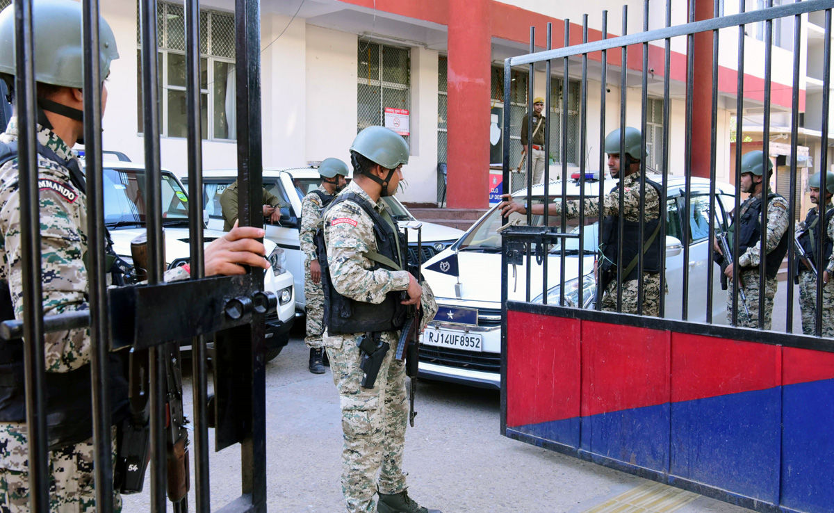 Gogamedi Murder Case: अगले 7 दिन पुलिस रिमांड में रहेंगे गोगामेड़ी के हत्यारे, पुलिस ने कराया मेडिकल