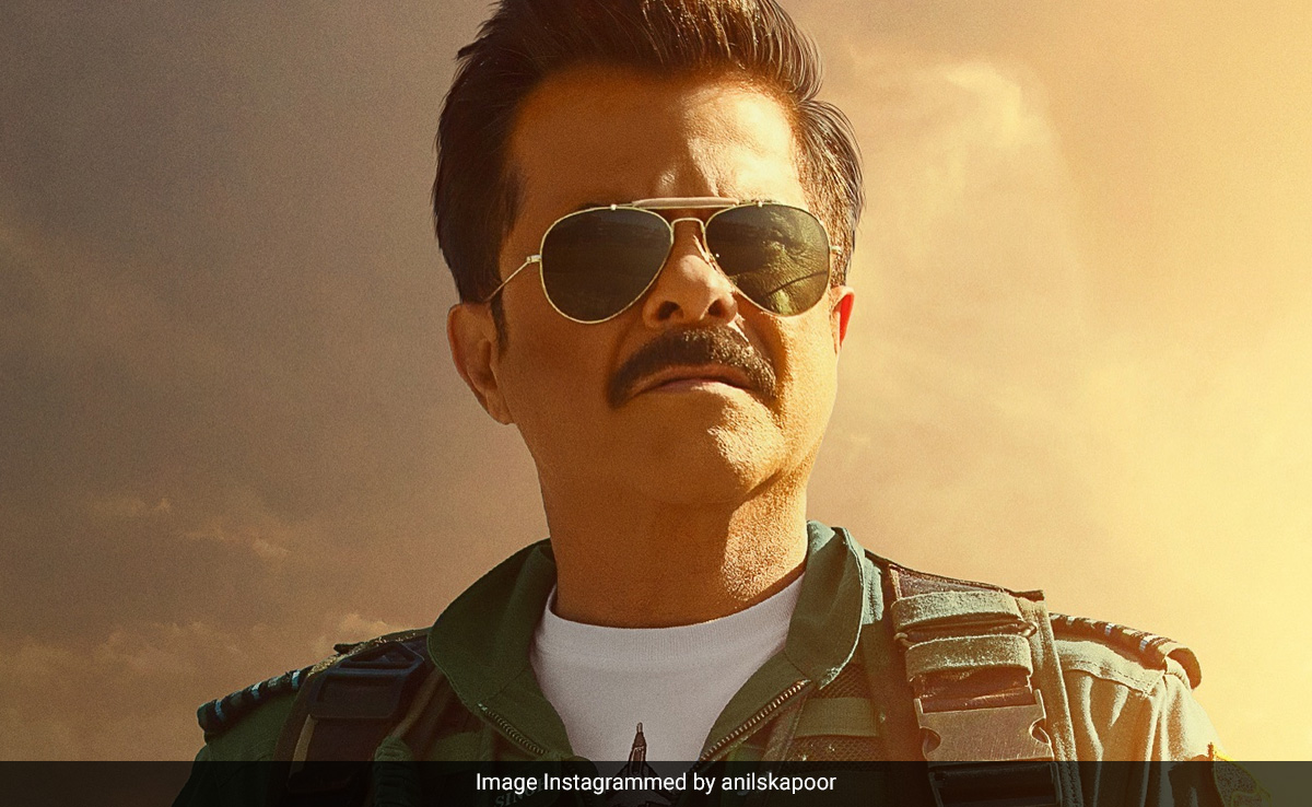 <i>Fighter</i> New Poster: Presenting Anil Kapoor As Group Captain Rakesh Jai Singh