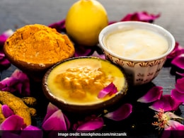 हल्दी में ये सफेद मिलाकर लगाएं, साफ हो जाएगी चेहरे पर जमी गंदगी, नेचरली ग्लो करने लगेगी स्किन हल्दी में ये सफेद मिलाकर लगाएं, साफ हो जाएगी चेहरे पर जमी गंदगी, नेचरली ग्लो करने लगेगी स्किन