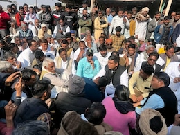 राजस्थान में दलित युवक की पीट-पीटकर हत्या, आक्रोशित लोगों ने बंद किया सरदारशहर बाजार, राजेंद्र राठौड़ ने कांग्रेस पर लगाया आरोप राजस्थान में दलित युवक की पीट-पीटकर हत्या, आक्रोशित लोगों ने बंद किया सरदारशहर बाजार, राजेंद्र राठौड़ ने कांग्रेस पर लगाया आरोप