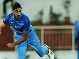 India Vs SA Cricket Match: भारत के गेंदबाजों का शानदार प्रदर्शन, साउथ अफ्रीका को 116 रन पर समेटा India Vs SA Cricket Match: भारत के गेंदबाजों का शानदार प्रदर्शन, साउथ अफ्रीका को 116 रन पर समेटा