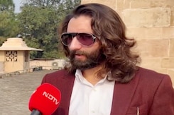 जम्मू कश्मीर वर्कर्स पार्टी के अध्यक्ष मीर जुनैद से लंगेट गांव में एनडीटीवी ने बात की जम्मू कश्मीर वर्कर्स पार्टी के अध्यक्ष मीर जुनैद से लंगेट गांव में एनडीटीवी ने बात की