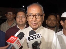 सागर में दलित युवती की मौत मामले में गरमाई सियासत, दिग्विजय सिंह ने कलेक्टर-एसपी को हटाने की मांग की सागर में दलित युवती की मौत मामले में गरमाई सियासत, दिग्विजय सिंह ने कलेक्टर-एसपी को हटाने की मांग की