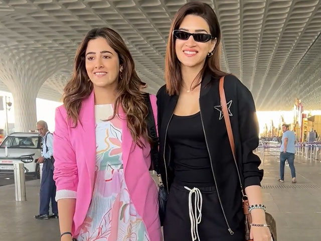 Kriti Sanon And Sister Nupur Fly Out For Holidays