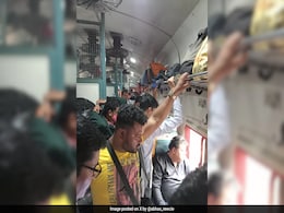 Unhappy Passenger With Confirmed Ticket Shares He Was Forced To Stand For Entire Train Journey Unhappy Passenger With Confirmed Ticket Shares He Was Forced To Stand For Entire Train Journey
