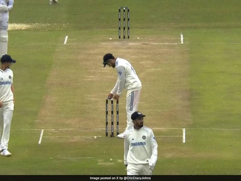 Virat Kohli Magic! Alters Bail And Wicket Follows For India vs South Africa In 1st Test