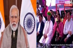 Viksit Bharat Sankalp Yatra: महिला ने लिए हैं इतने लाभ पीएम मोदी गिनने को हुए मजबूर! Viksit Bharat Sankalp Yatra: महिला ने लिए हैं इतने लाभ पीएम मोदी गिनने को हुए मजबूर!