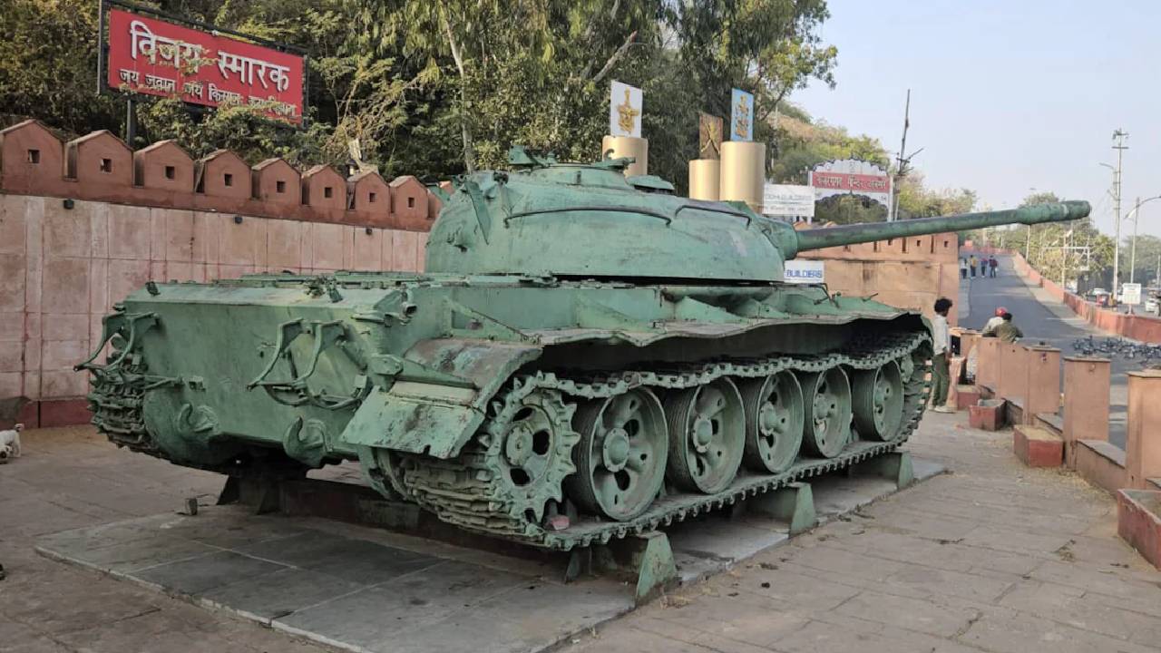भारत की विजय का प्रतीक है पाकिस्तान का ये टैंक, देखिए अब कैसी है हालत?