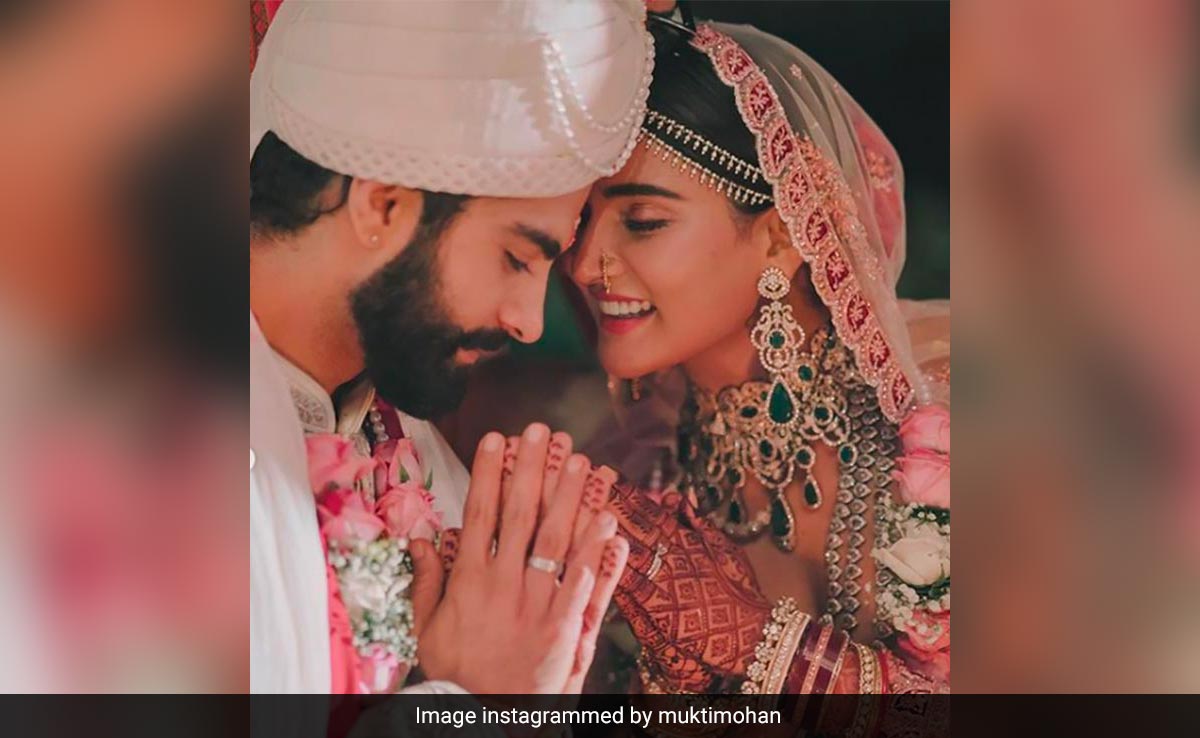 New Pics From Mukti Mohan And Kunal Thakur's Wedding