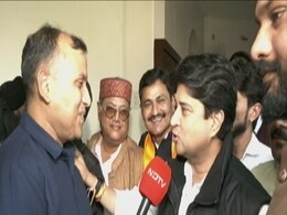 Jyotiraditya Scindia Claps Back At Priyanka Gandhi Over "Height" Jibe