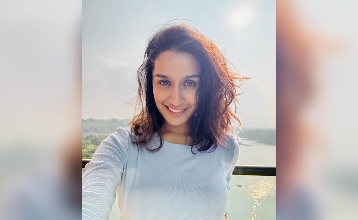 Shraddha Kapoor's Hilarious Take On Sharing Cake During Christmas