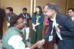 समावेशिता की शपथ लें और सभी के लिए एक समावेशी समाज बनाने में मदद करें समावेशिता की शपथ लें और सभी के लिए एक समावेशी समाज बनाने में मदद करें