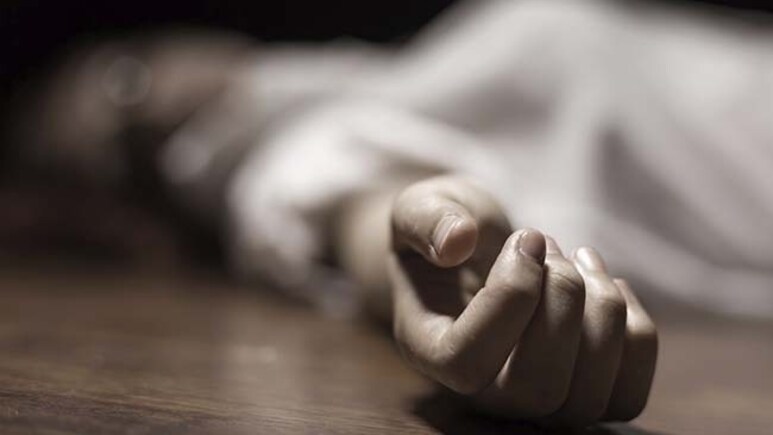 Indore: मोबाइल फोन के ज्यादा इस्तेमाल को लेकर डांटे जाने पर 14 साल के लड़के ने की आत्महत्या