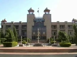 MP News : अतिथि विद्वानों की नियुक्ति के मामले में सरकार को बड़ झटका, हाईकोर्ट ने निरस्त की लिस्ट MP News : अतिथि विद्वानों की नियुक्ति के मामले में सरकार को बड़ झटका, हाईकोर्ट ने निरस्त की लिस्ट