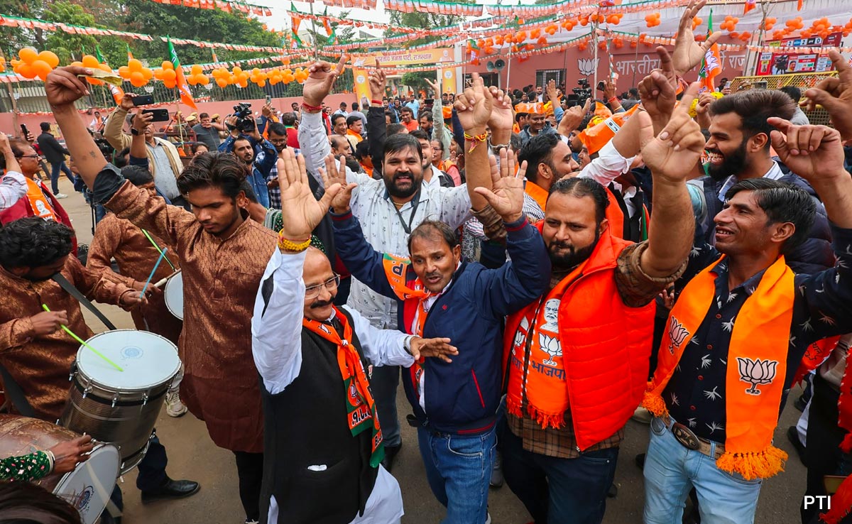 <i>Dhol</i>, Dance, Dominance: BJP, Congress Celebrations In 4 States In Pics