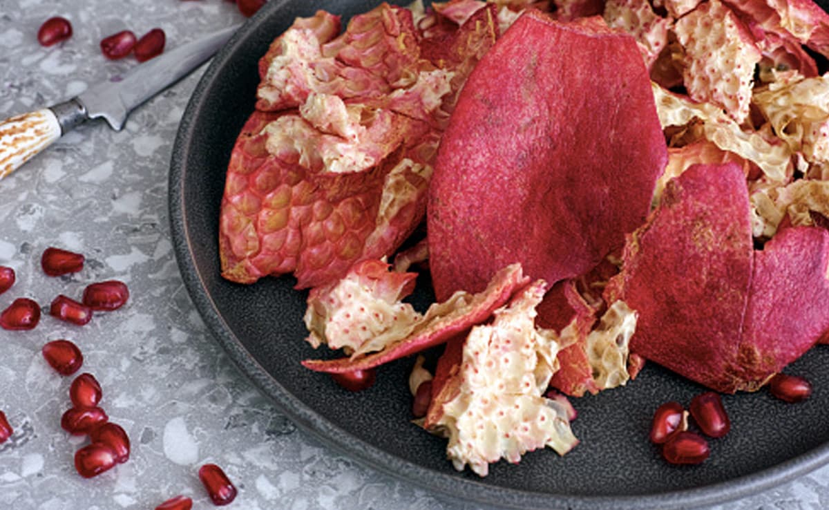 बीज ही नहीं, अनार का छिलका भी है सेहत का सुपरहीरो, बच्चों से लेकर बड़ों तक के लिए कमाल, जानें फायदे और इस्तेमाल