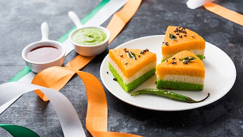 Tricolor Recipes: तिरंगे के रंग में रंगा देश, इस गणतंत्र दिवस थाली में भी दिखेगा देशप्रेम, घर पर ट्राई करें ये आसान Tricolour रेसिपीज