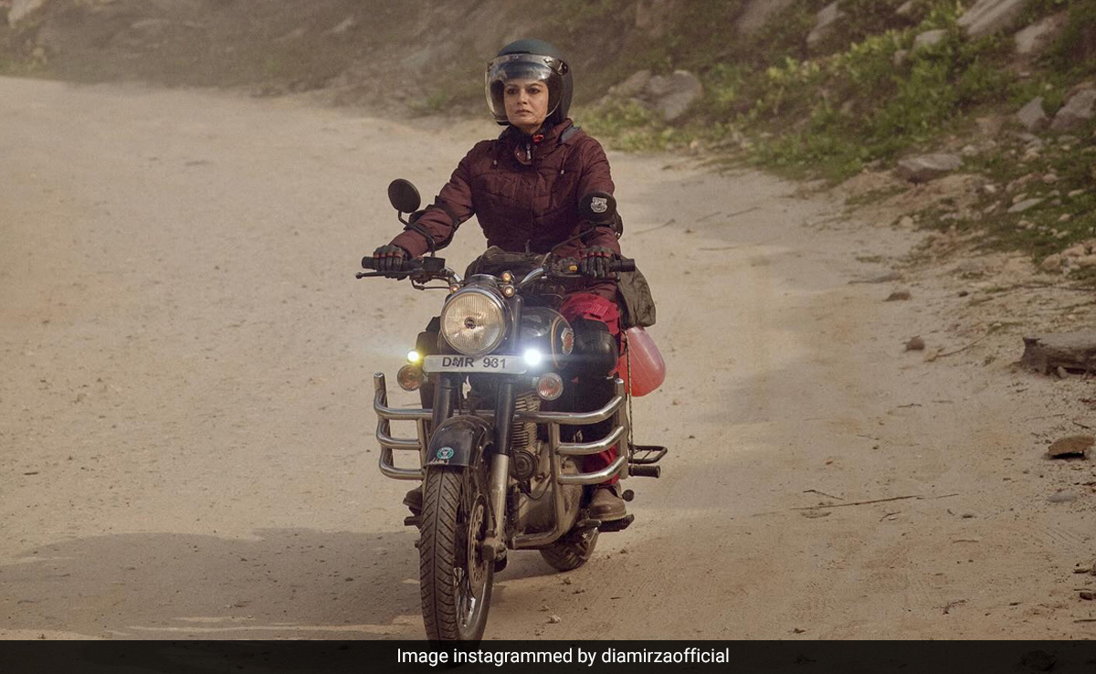 Make Your Hearts Go <i>"Dhak Dhak"</i> Like Dia Mirza With These Amazing Biking Trails In Leh