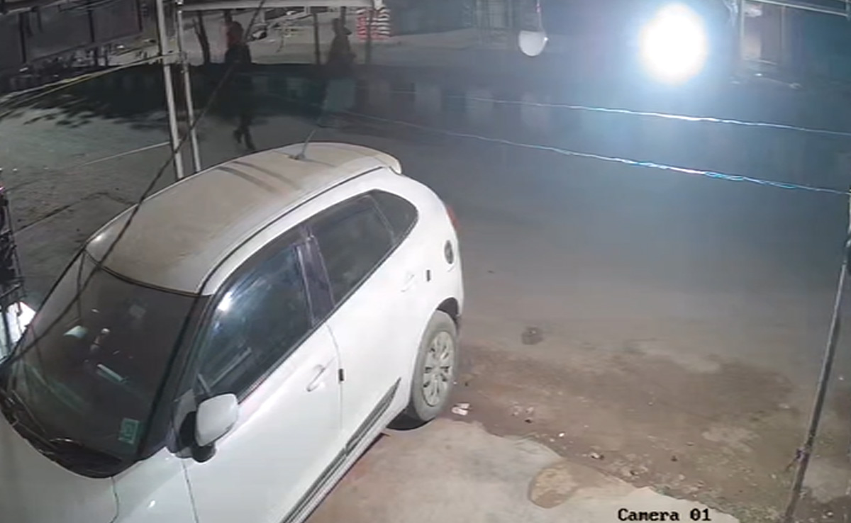 MP News: नरसिंहपुर में सरेराह युवती की गोली मारकर हत्या, CCTV फुटेज आया सामने