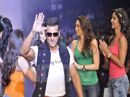Happy Birthday Salman Khan : बीइंग ह्यूमन से इतनी कमाई करते हैं "सल्लू भाई", जानिए इनके पार्टनर? Happy Birthday Salman Khan : बीइंग ह्यूमन से इतनी कमाई करते हैं "सल्लू भाई", जानिए इनके पार्टनर?