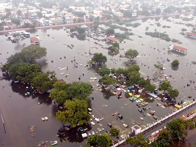 बाढ़ से तमिलनाडु में भारी तबाही, PMO के अधिकारियों ने राहत और पुनर्वास कार्यों का लिया जायजा बाढ़ से तमिलनाडु में भारी तबाही, PMO के अधिकारियों ने राहत और पुनर्वास कार्यों का लिया जायजा