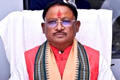 9 Chhattisgarh MLAs Take Oath Today, State Cabinet Now Has 12 Ministers 9 Chhattisgarh MLAs Take Oath Today, State Cabinet Now Has 12 Ministers