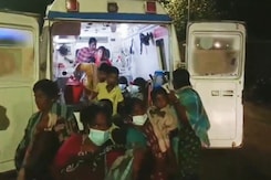 5 Hospitalised After Ammonia Gas Leaks From Sub-Sea Pipe Near Chennai 5 Hospitalised After Ammonia Gas Leaks From Sub-Sea Pipe Near Chennai