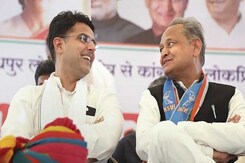 Ashok Gehlot,  Sachin Pilot या कोई और ? Congress में बड़े बदलाव की तैयारी। Ashok Gehlot,  Sachin Pilot या कोई और ? Congress में बड़े बदलाव की तैयारी।