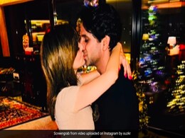 Sussanne Khan's Birthday Wish For Boyfriend Arslan Goni Sealed With Many Kisses: "All I Ever Want Is You" Sussanne Khan's Birthday Wish For Boyfriend Arslan Goni Sealed With Many Kisses: "All I Ever Want Is You"