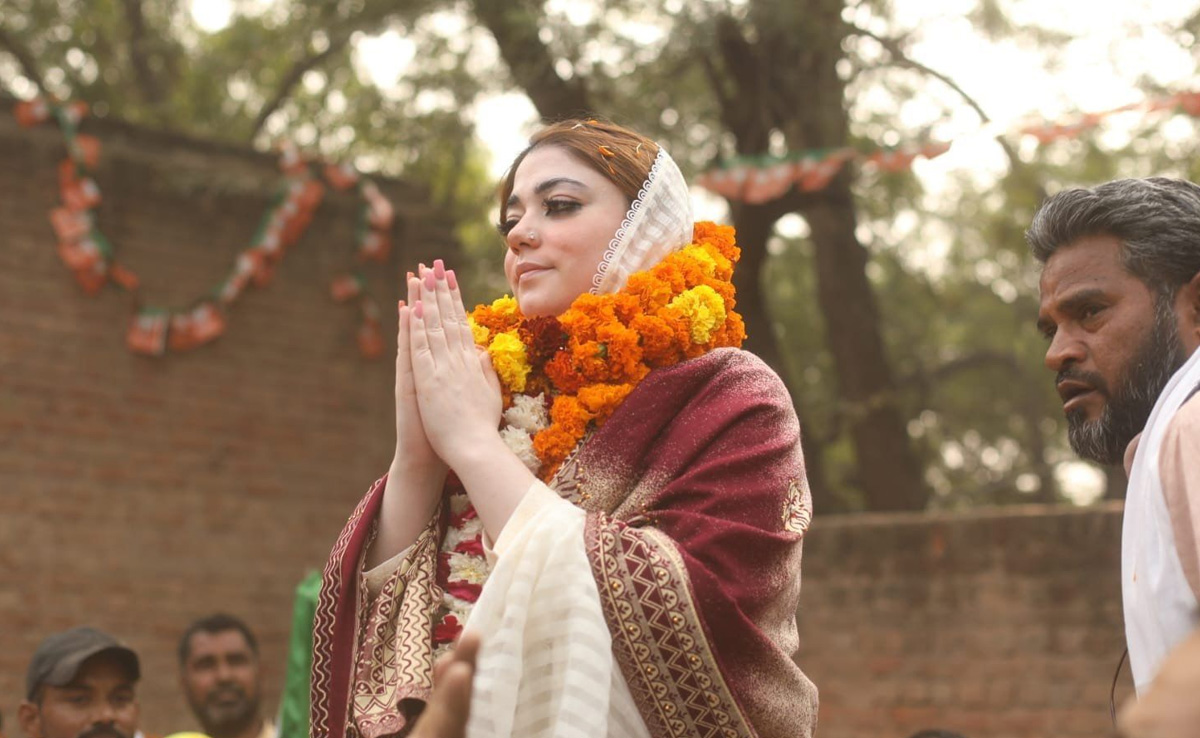 नौक्षम चौधरी जो मिरांडा हाउस, लंदन और इटली के मिलान शहर में पढ़ीं और कामां आकर विधायक बन गईं