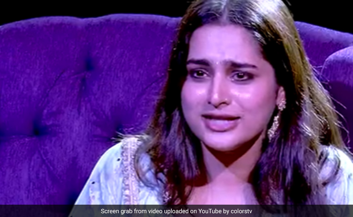 <i>Bigg Boss 17</i>: Ayesha Khan Demands An Apology From Munawar Faruqui. Here's Why