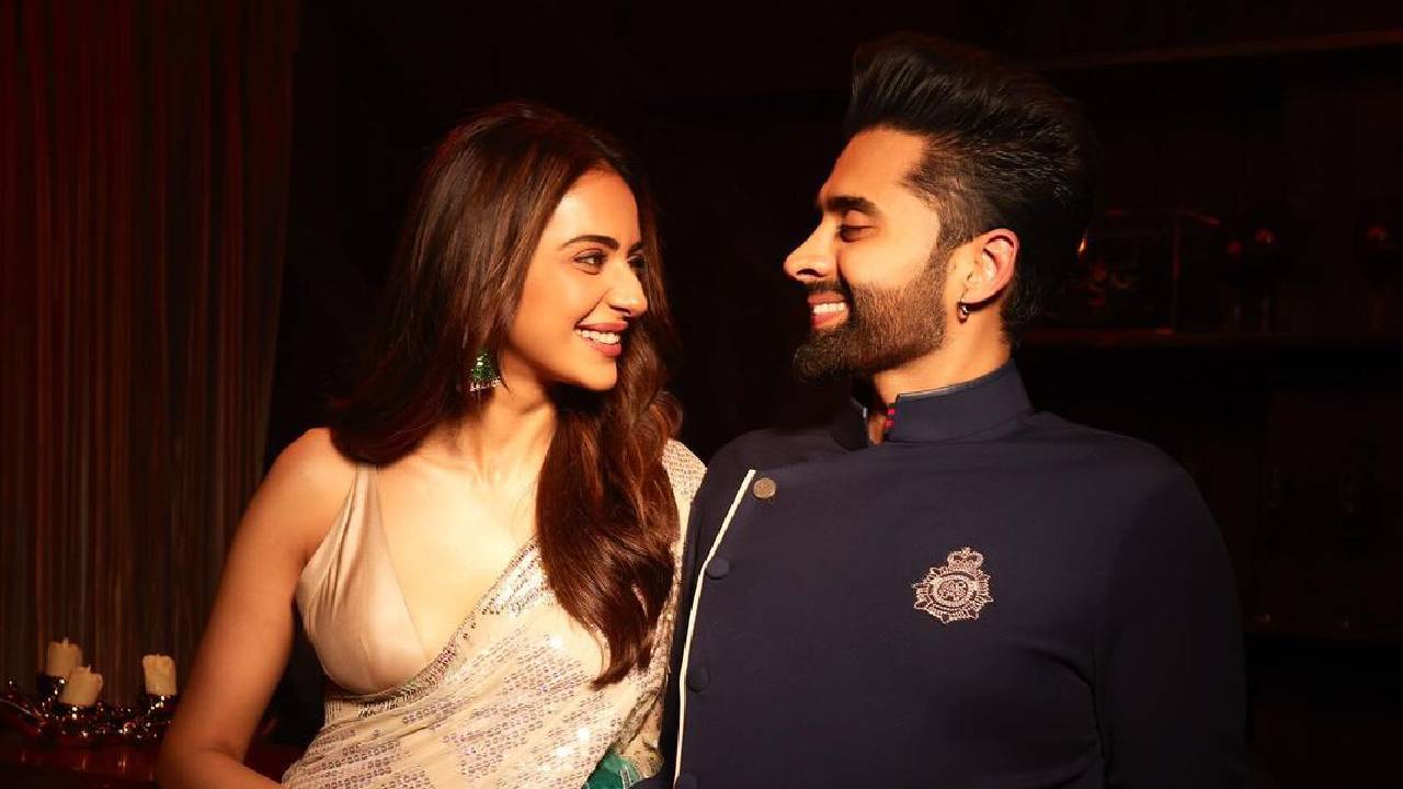 शादी की चर्चा के बीच रकुल प्रीत-जैकी भगनानी पहुंचे मुंबई के राम मंदिर, एक्ट्रेस ने शेयर की वीडियो