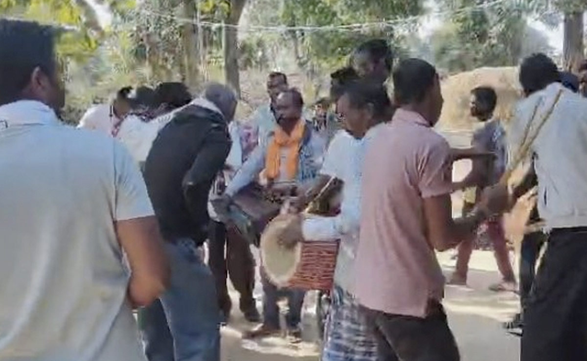 Chhattisgarh News: छत्तीसगढ़ में 'धान की फसल काटने' के बाद मनाया जा रहा है पारंपरिक त्योहार 'छेरछेरा'