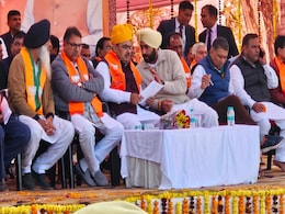 राजस्थान की इस विधानसभा सीट पर कल होगा सबसे चर्चित चुनाव, बीजेपी-कांग्रेस ने लगाया एड़ी चोटी का जोर राजस्थान की इस विधानसभा सीट पर कल होगा सबसे चर्चित चुनाव, बीजेपी-कांग्रेस ने लगाया एड़ी चोटी का जोर
